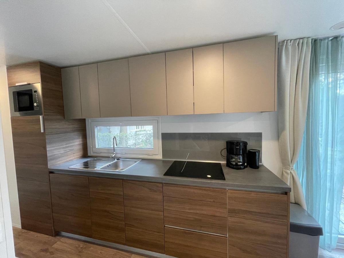 Chalet Het Edelhert Zutendaal Εξωτερικό φωτογραφία